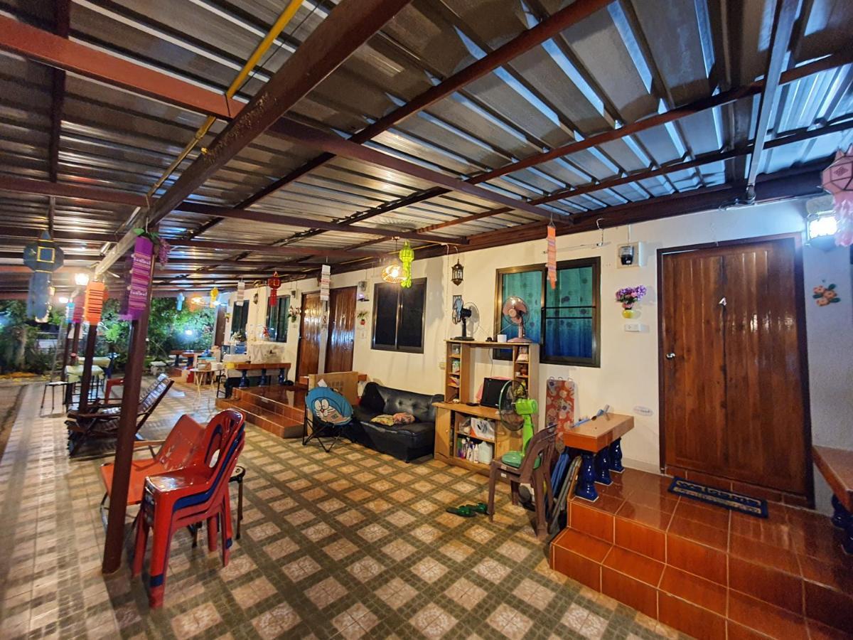 Ferienwohnung Bunrapee House Nan Exterior foto
